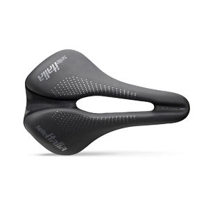 Selle Italia MAX NOVUS EVO Boost Gel TI 316 Superflow L3 Zadel Zwart