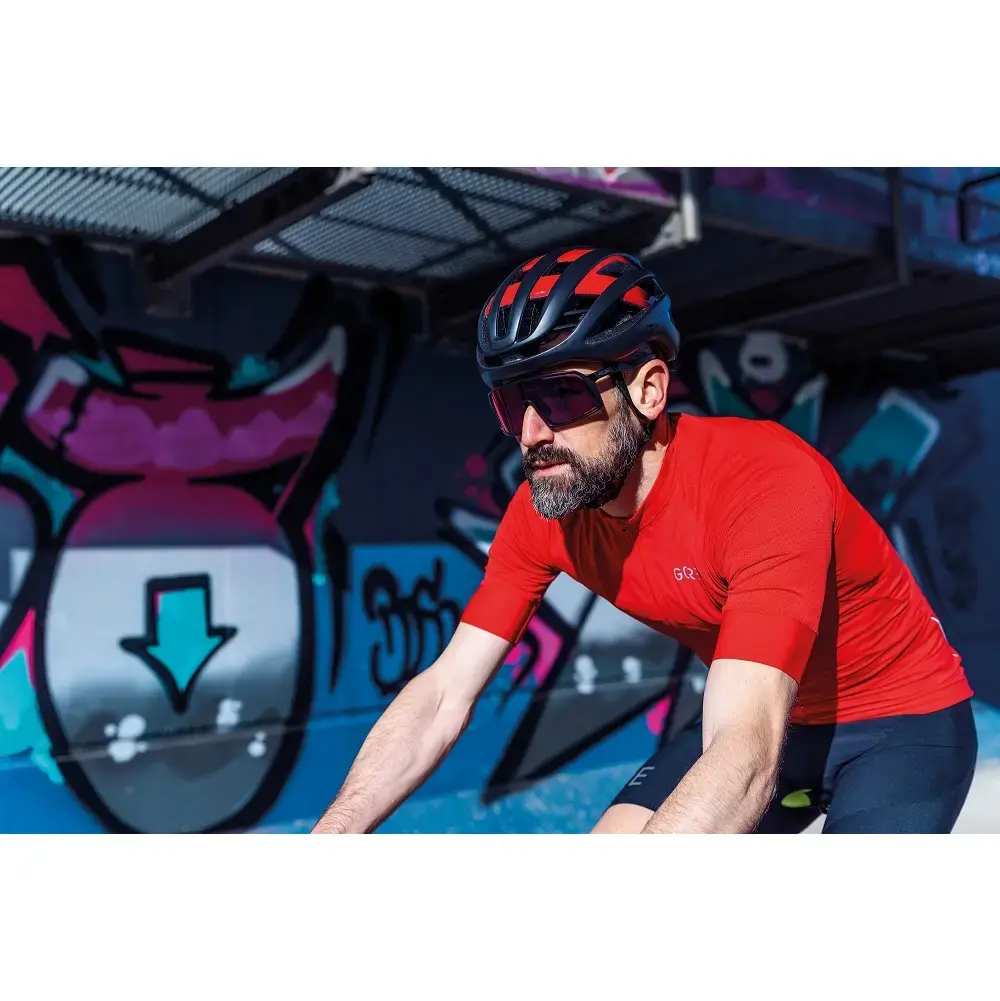 Abus AirBreaker Race Fietshelm Zwart/Rood