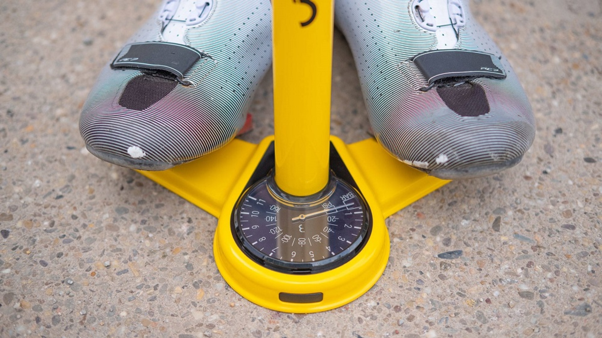 BBB Cycling Airsteel BFP-27 Fietspomp Geel